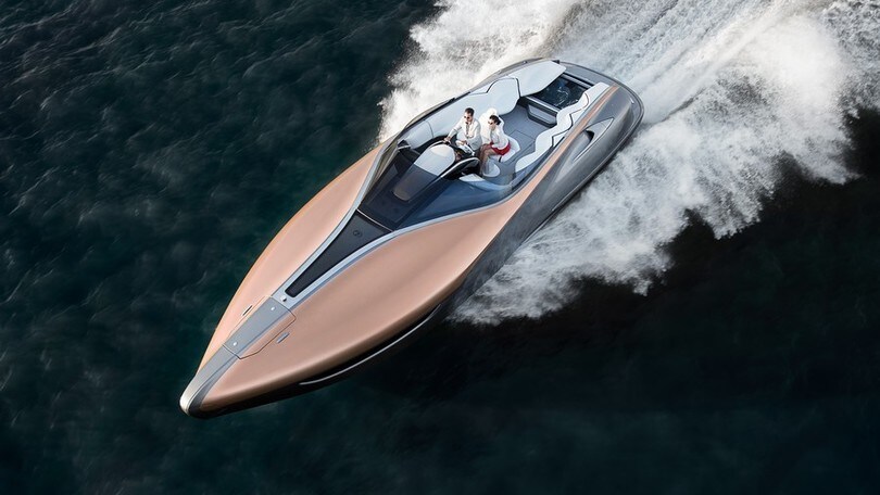 Lexus Sport Yacht concept, le foto della coupé del mare
