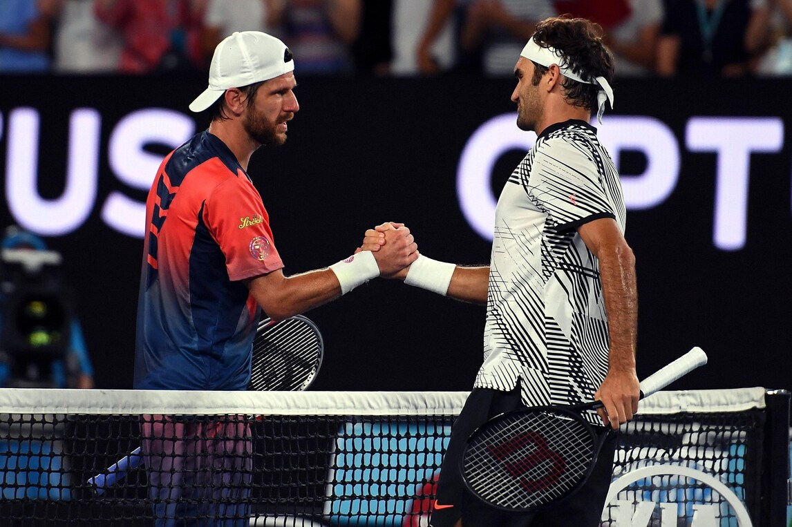 Tennis, Australian Open: Murray e Federer non deludono all'esordio