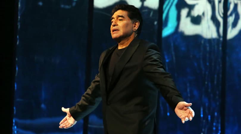 Maradona: «Dopo 30 anni chiedo scusa a mio figlio Diego»