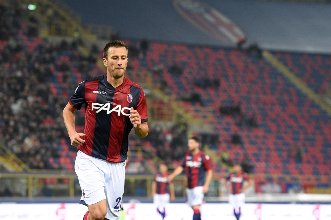 Serie A Bologna, stiramento per Gastaldello e Torosidis