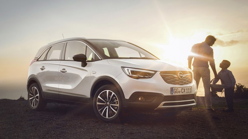 Opel Crossland X: foto