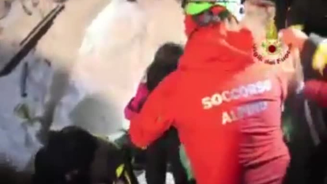 Hotel Rigopiano, il commovente salvataggio di tre bambini