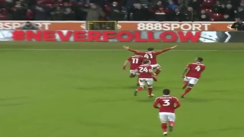 La punizione dell'anno: Osborn, gol da applausi