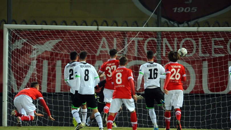 Serie B, Perugia-Cesena 3-3: al Curi succede di tutto