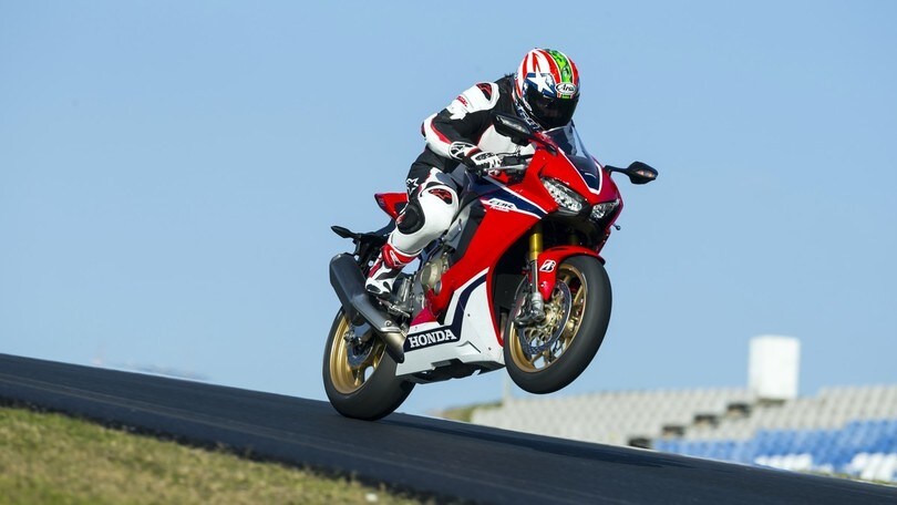 Honda CBR1000RR Fireblade - Belva in gabbia