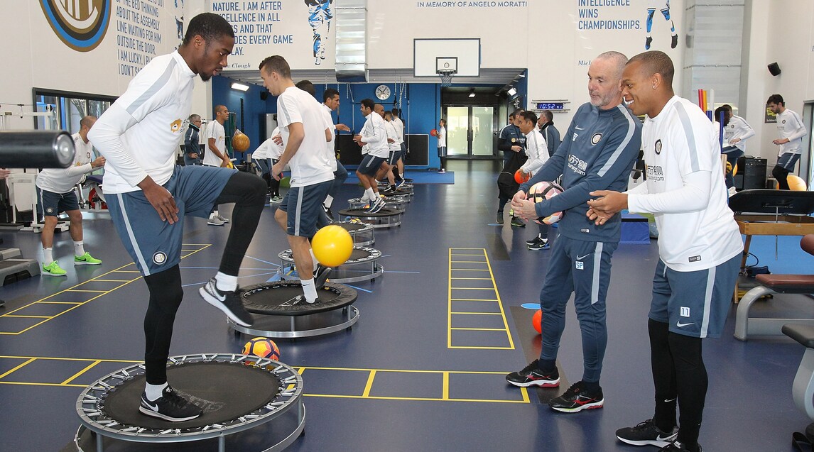 Inter, l'allenamento ad Appiano è sul tappeto elastico