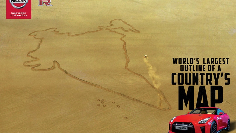L'arte del traverso: Nissan GT-R disegna la mappa da Guinness