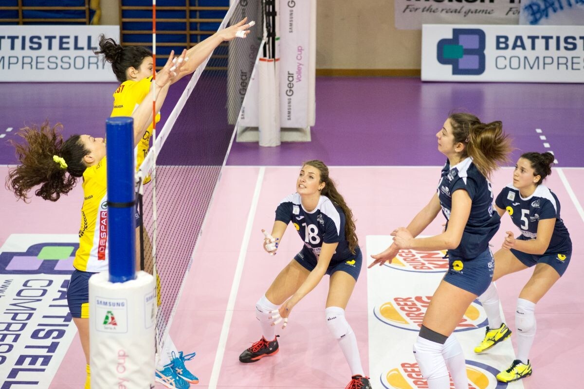 Volley: A2 Femminile, Filottrano passa a Palmi, Pesaro a Chieri