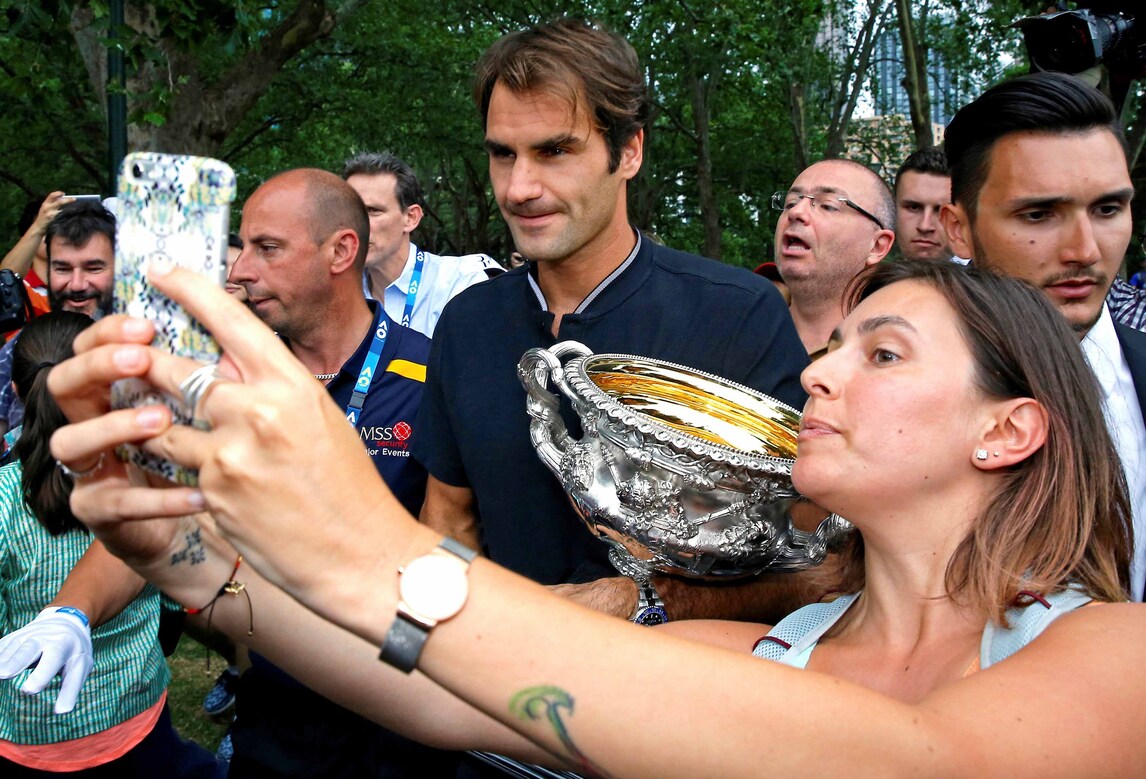 Tennis, classifica Atp: Federer torna nella top 10
