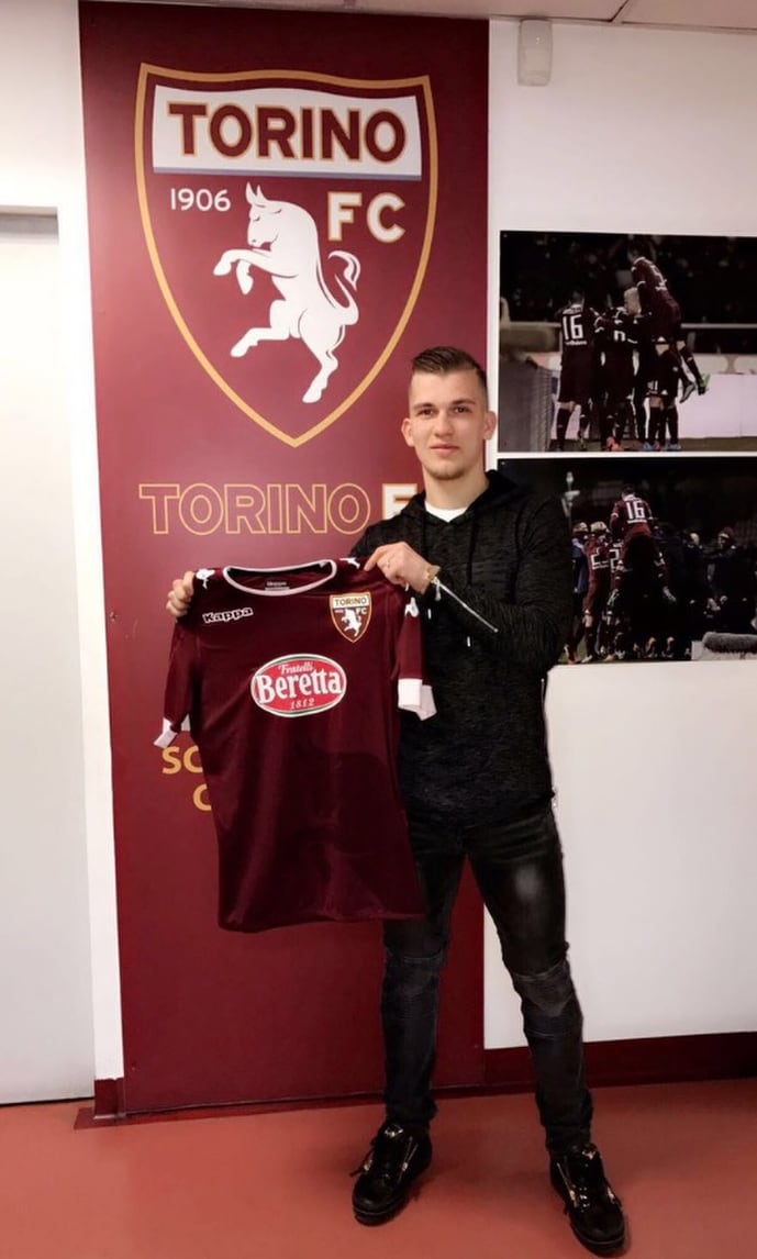 Torino: Remacle firma, rush finale del calciomercato