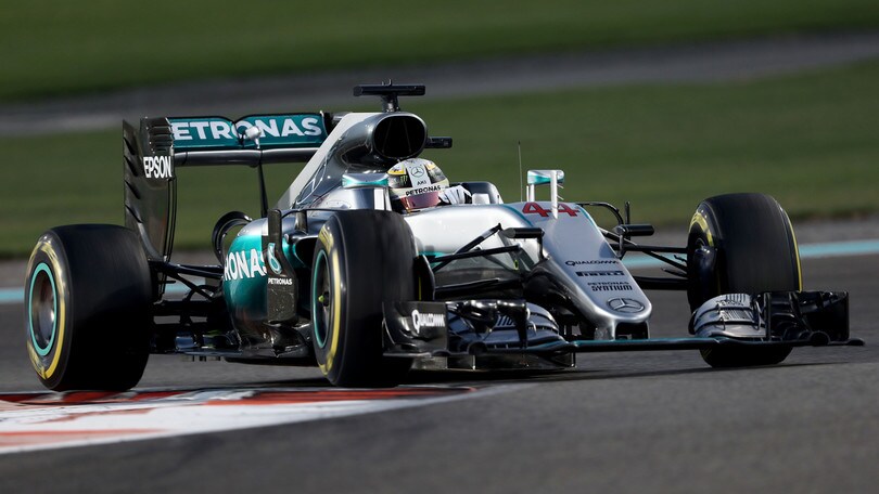 F1, la Mercedes fa rombare il nuovo motore