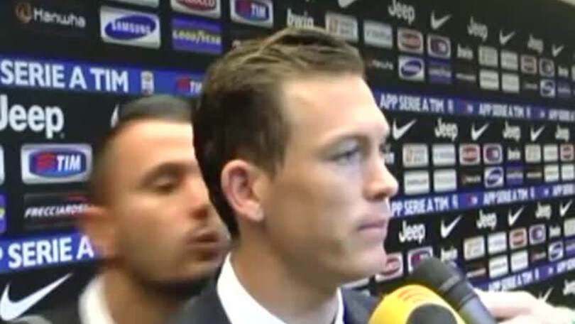 Juve, Lichtsteiner rinnova