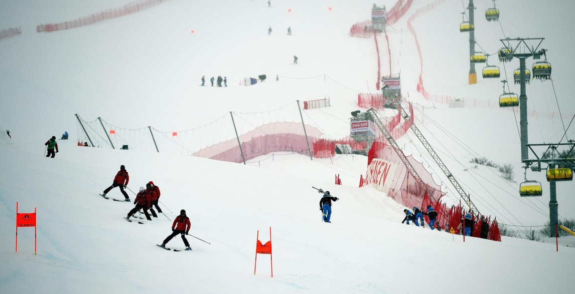 Sci, mondiali di Saint Moritz: cancellate le prove previste per oggi