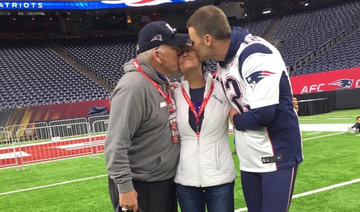 Super Bowl, Tom Brady dedica la vittoria alla madre malata