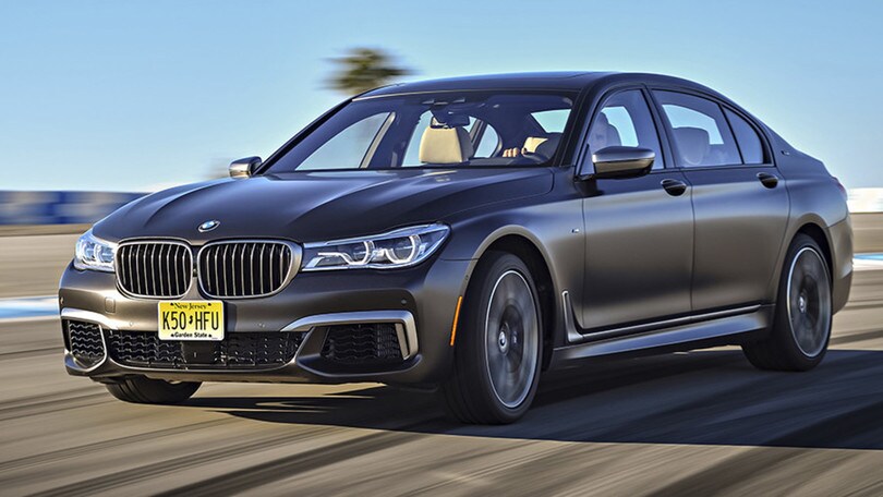 BMW M760Li xDrive: foto