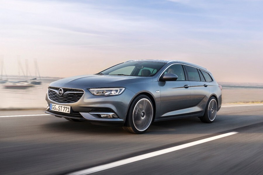 Opel Insignia Sport Tourer, l'ammiraglia station punta in alto