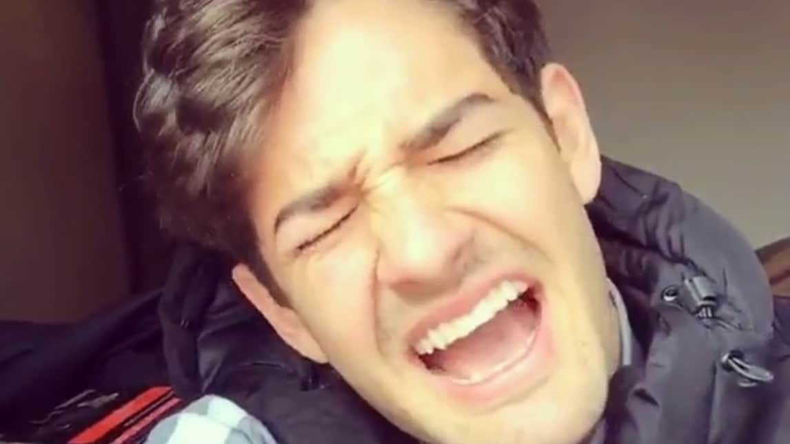 Sanremo, Pato si scalda e canta Tiziano Ferro