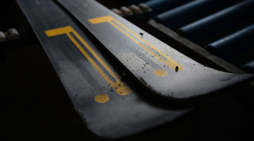 Il primo Sport Carve Ski con la gomma di Pirelli Design