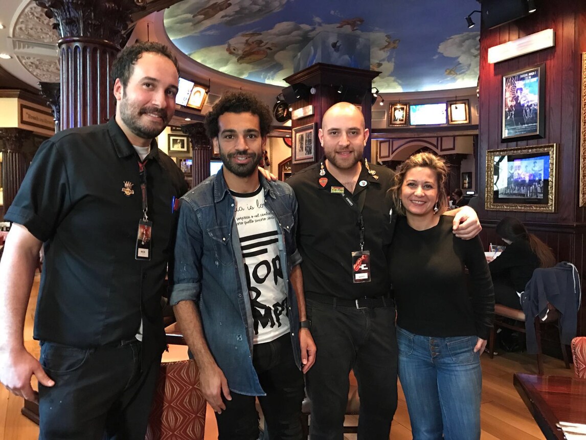 Roma, per Salah un pranzo all'Hard Rock Cafè