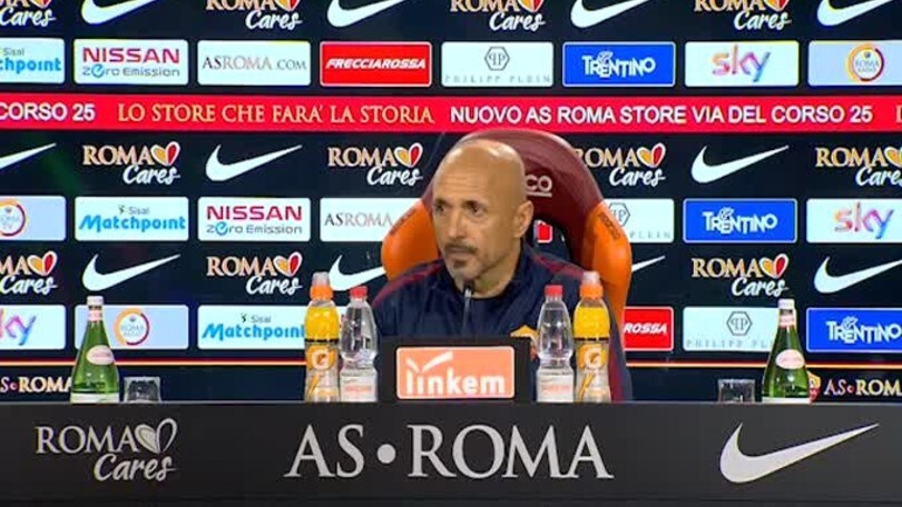 Spalletti: "Sono io che devo meritarmi la Roma"