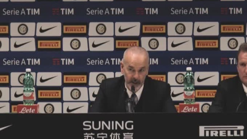 Pioli: "Difesa a tre? E' una soluzione in più"