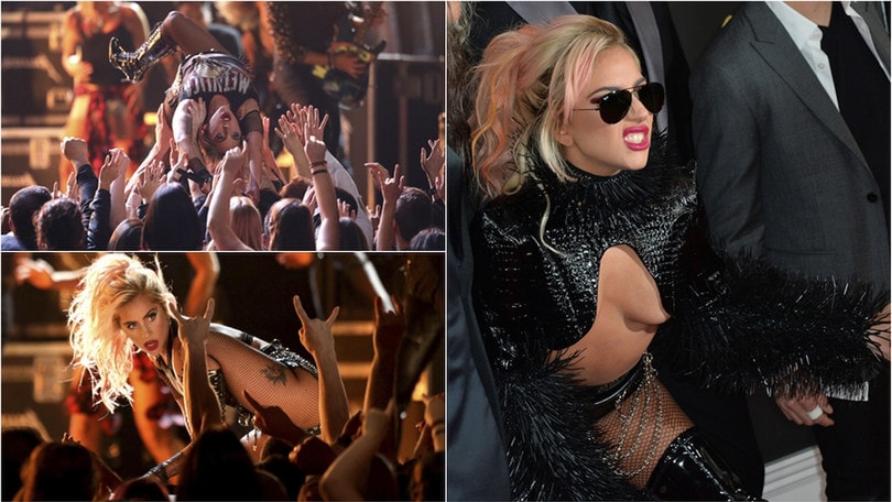 Grammy Awards: che spettacolo di Lady Gaga a Los Angeles