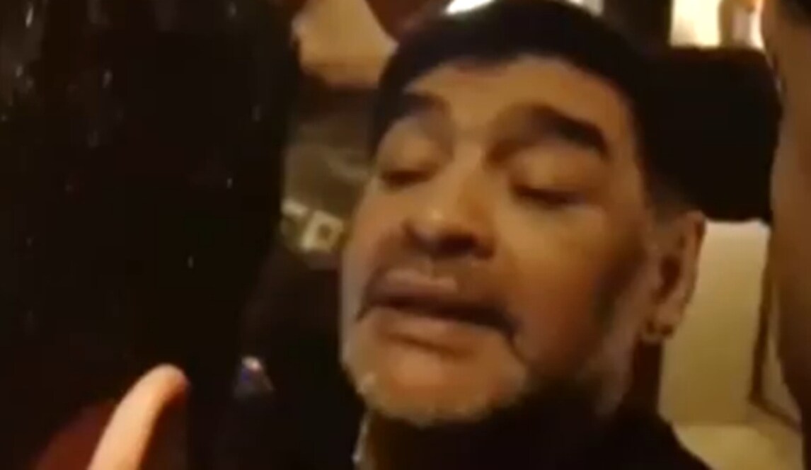 Maradona litiga col giornalista: «Se ti prendo, ti rovino»