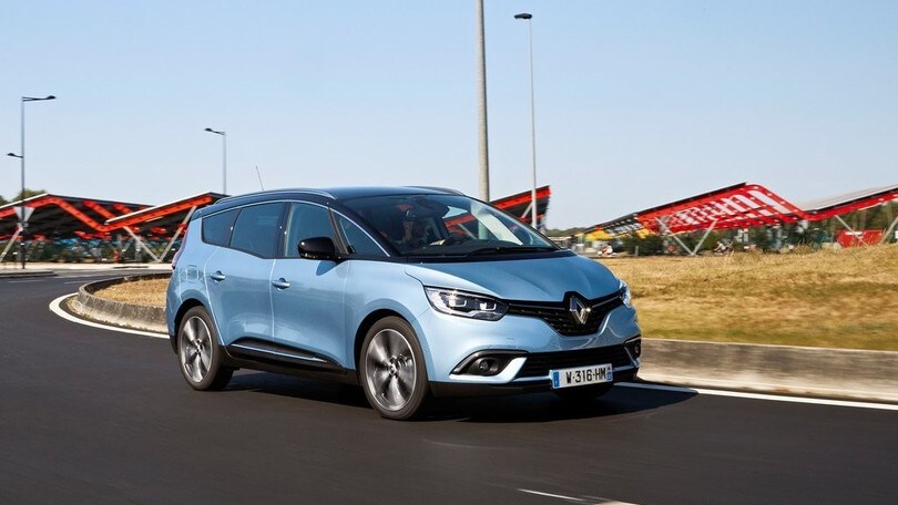 Renault Grand Scenic, foto e prezzi