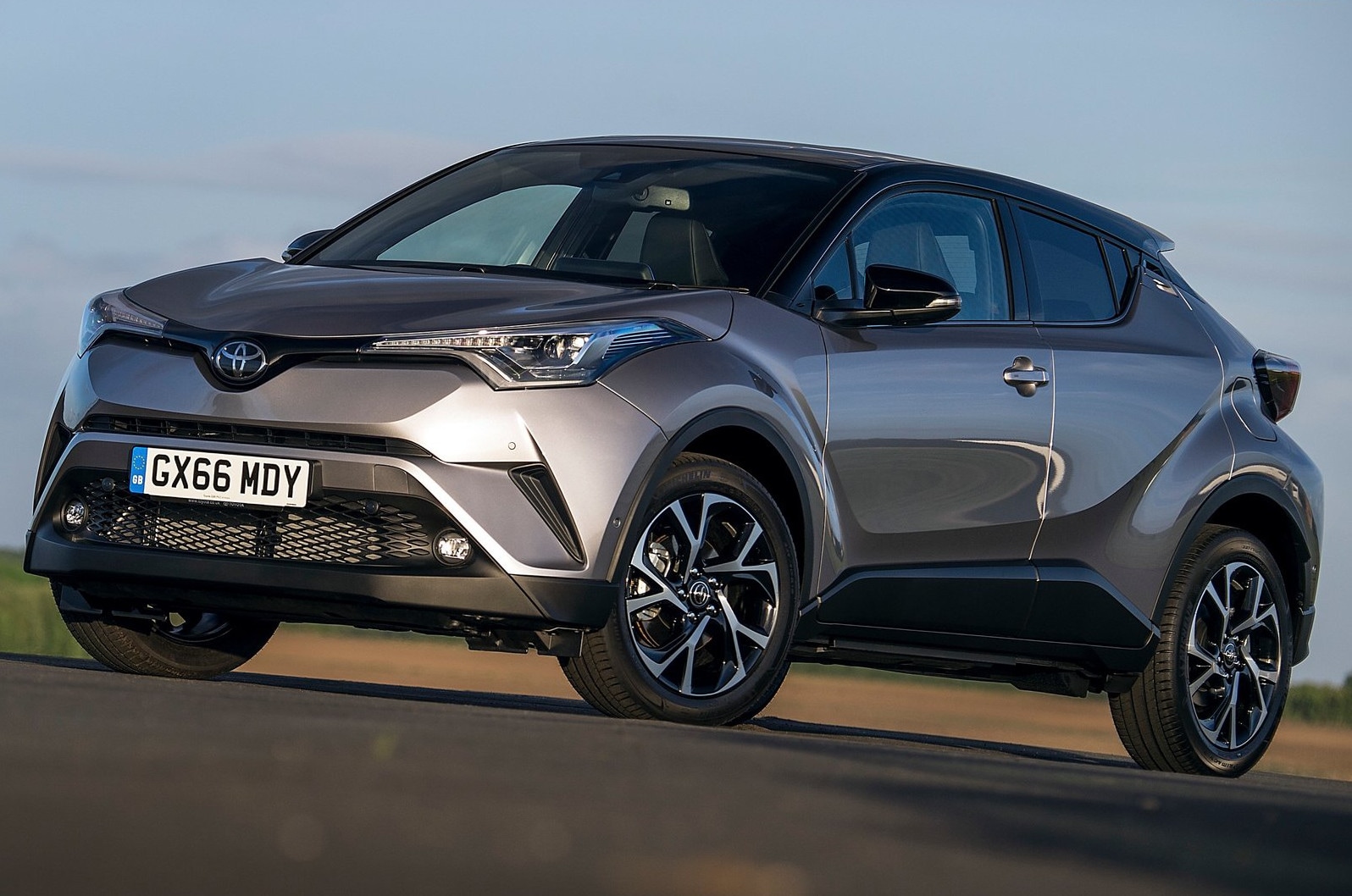 Toyota C-HR Hybrid - Filosofia ibrida