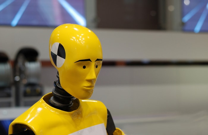 Crash test: arrivano i manichini obesi e anziani