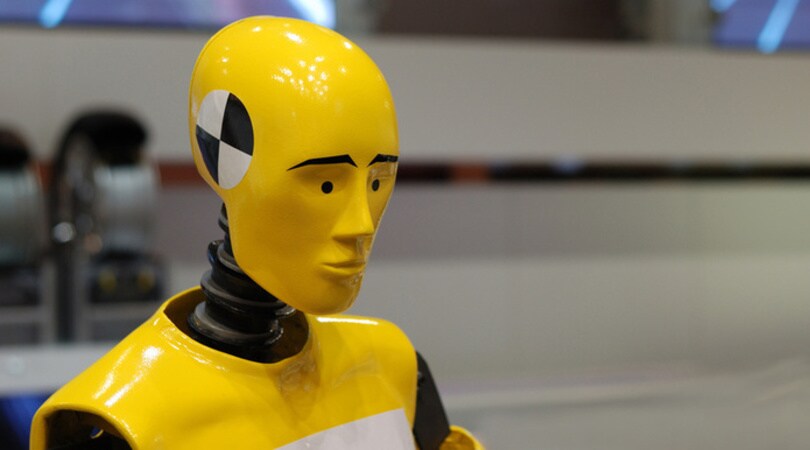 Crash test: arrivano i manichini obesi e anziani
