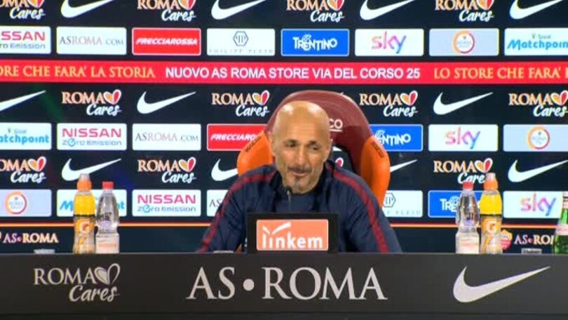 Spalletti: "De Laurentiis-Sarri? Per noi è normale ricevere le critiche"