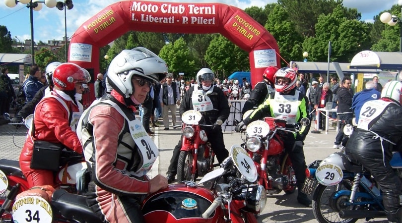 Motogiro d'Italia 2017: anche la Vespa al via
