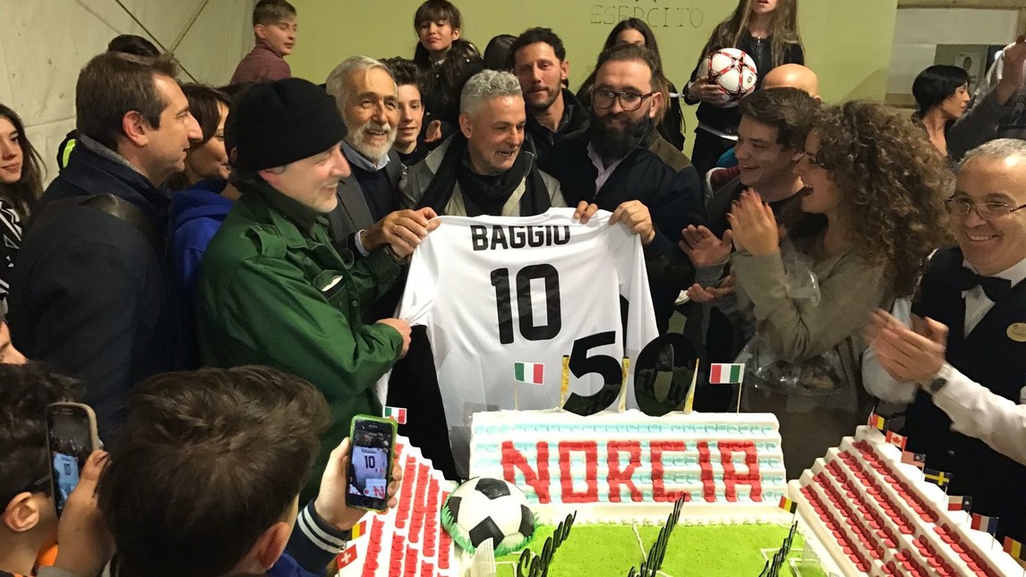 Baggio, cinquant'anni a Norcia: ecco il video degli auguri