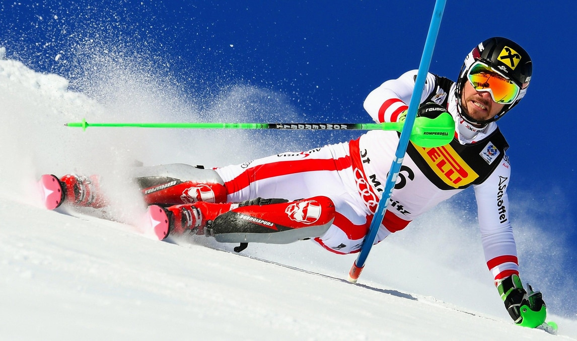 Sci, St. Moritz: l'Austria domina la prima manche di slalom. Male gli azzurri