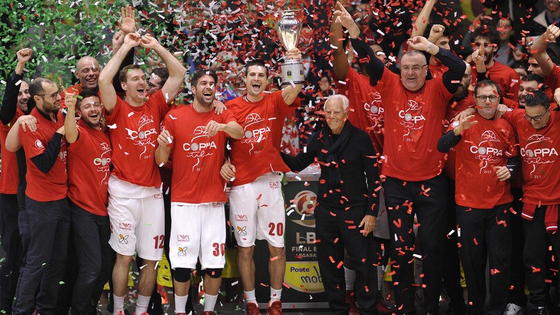 Hickman stende Sassari, la Coppa Italia è di Milano