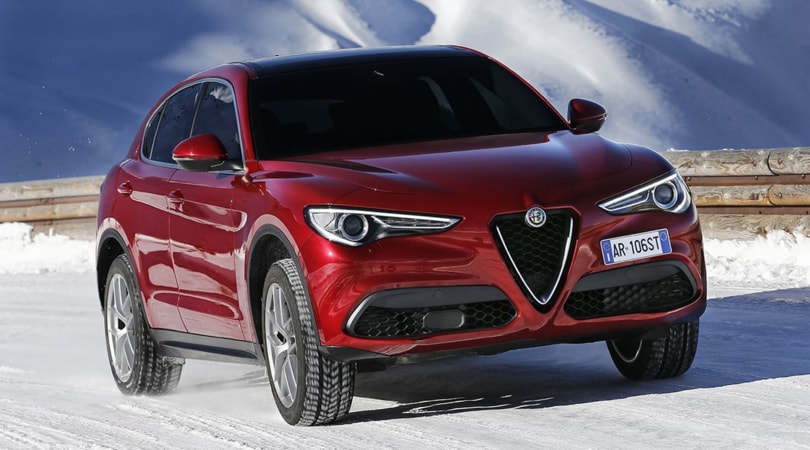 Alfa Romeo Stelvio, il primo SUV della storia parte da 50.800 euro