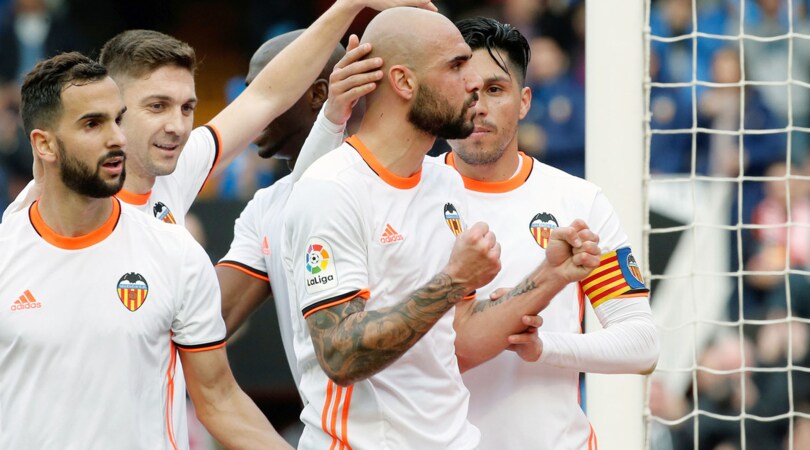 Liga, il Valencia di Zaza frena la fuga del Real Madrid. Napoli "se puede"