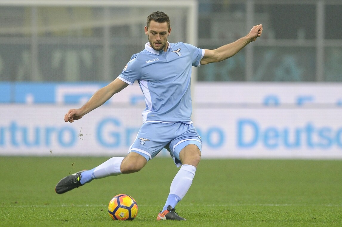 Lazio, De Vrij avvisa la Roma: «Pronto per il derby, voglio vincere»