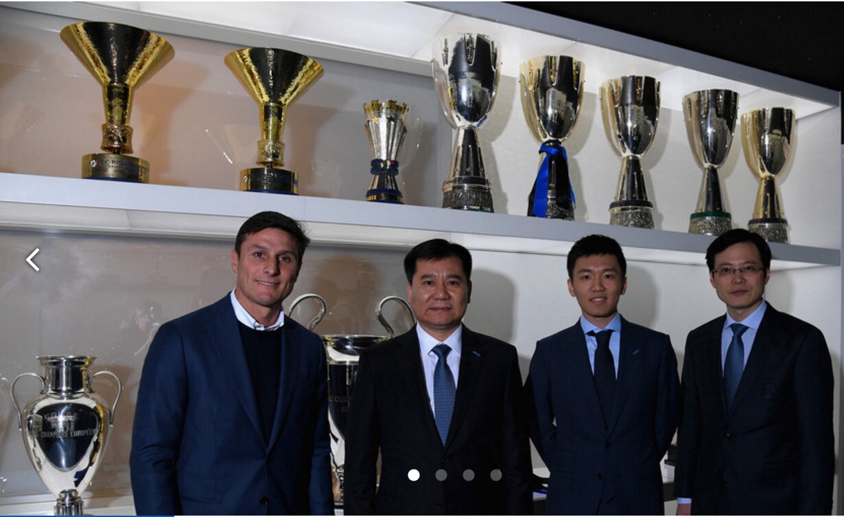Jindong Zhang incontra i dirigenti