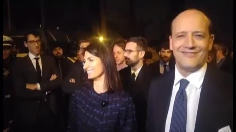 Il sindaco Raggi annuncia l'accordo per lo stadio