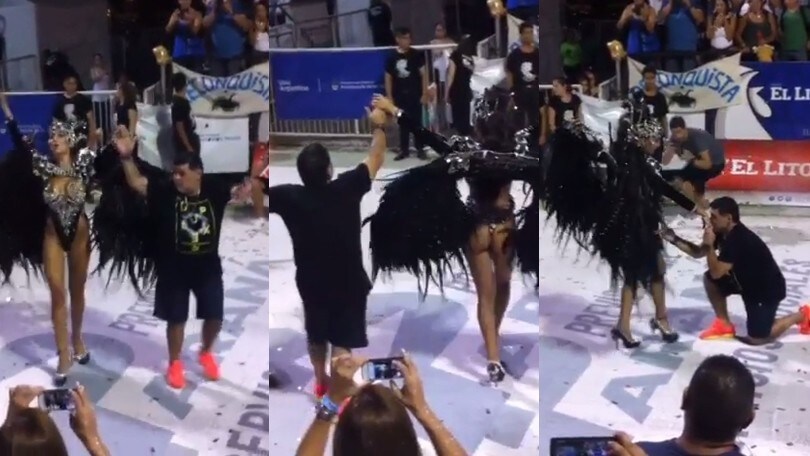 Maradona show al Carnevale di Corrientes