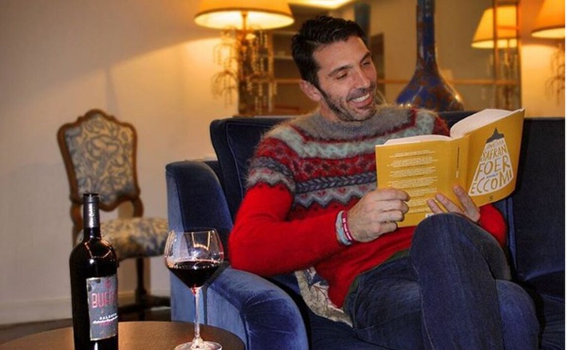 Juventus-Napoli? Per Buffon relax con vino rosso e un libro