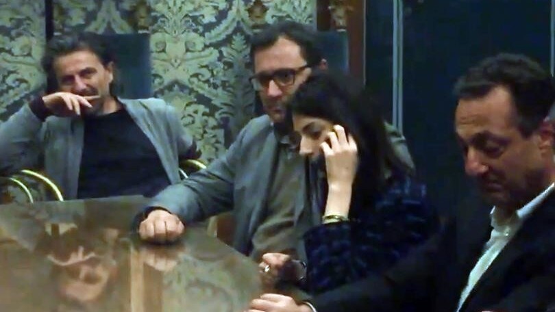 Raggi, inglese perfetto al telefono con Pallotta: «Il progetto? Lo amiamo»