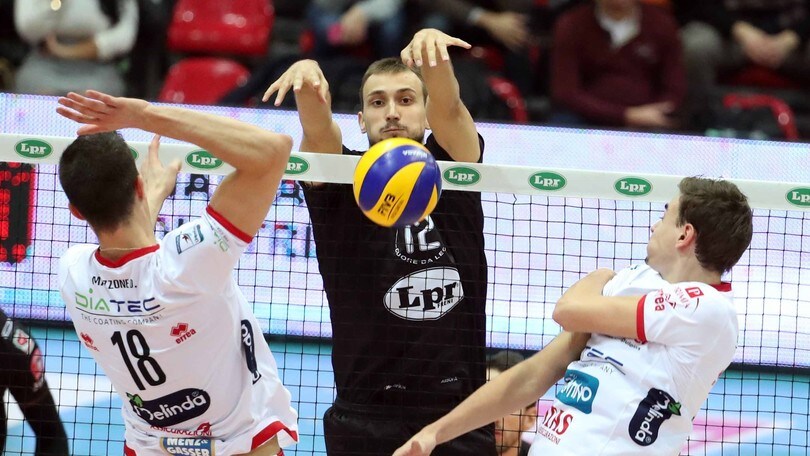 Volley: Coppa Cev, oggi l'andata dei quarti fra Piacenza e Trento