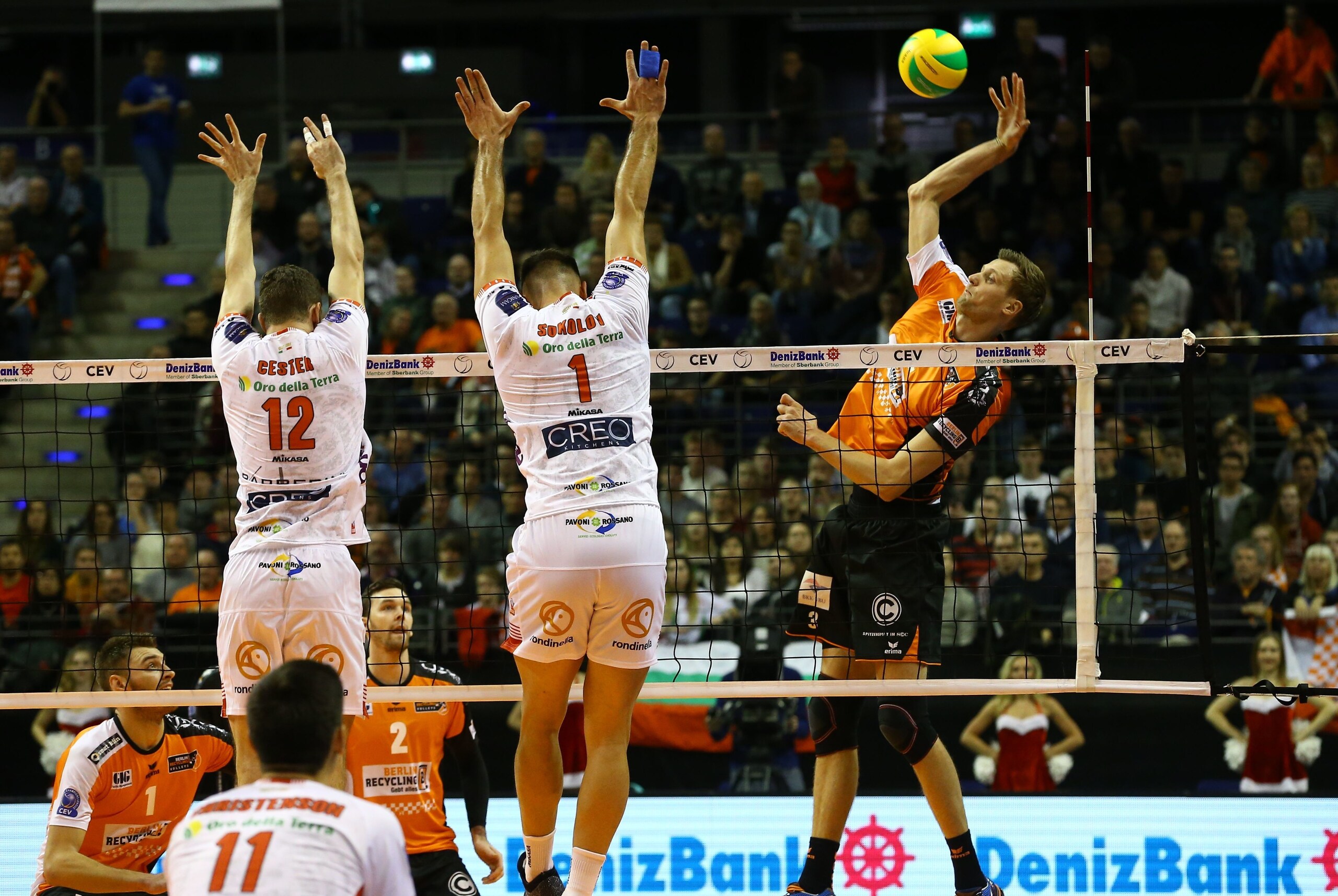 Volley: Champions League, le tre italiane in campo per l'ultima della Pool