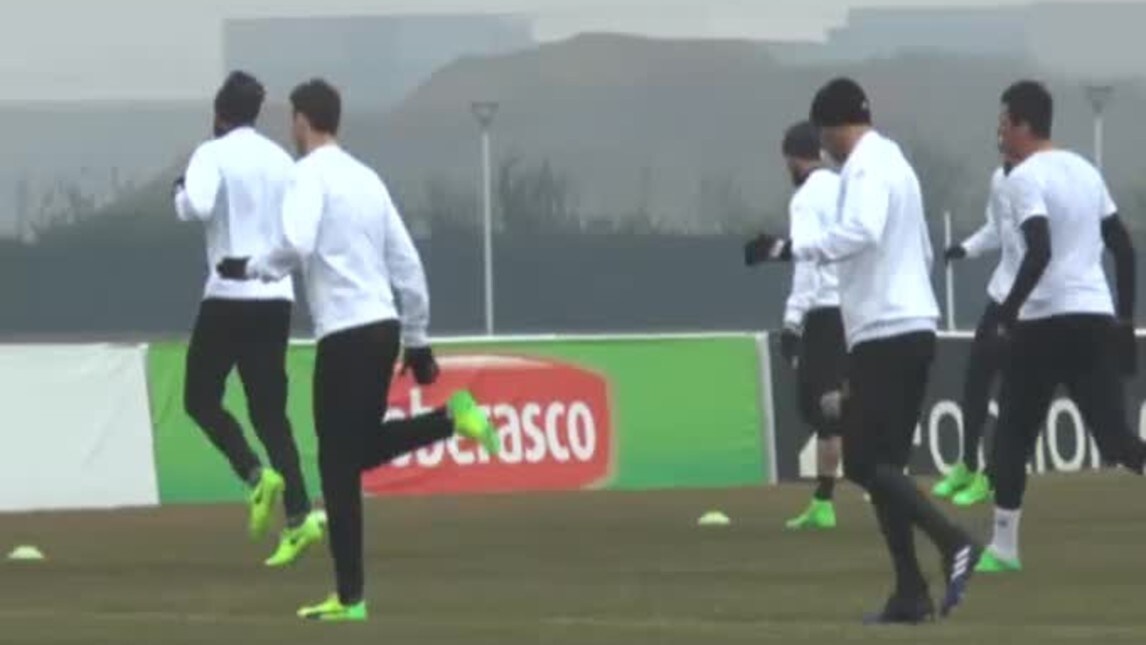 Buffon suggerisce Bernardeschi alla Juve