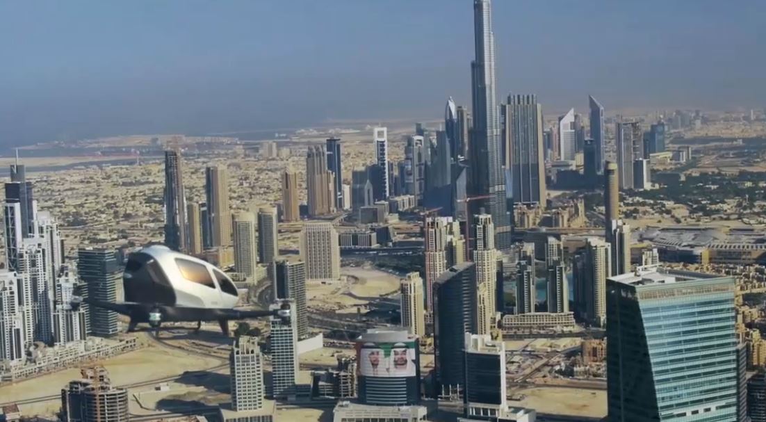 Dubai, droni-taxi dall'estate 2017