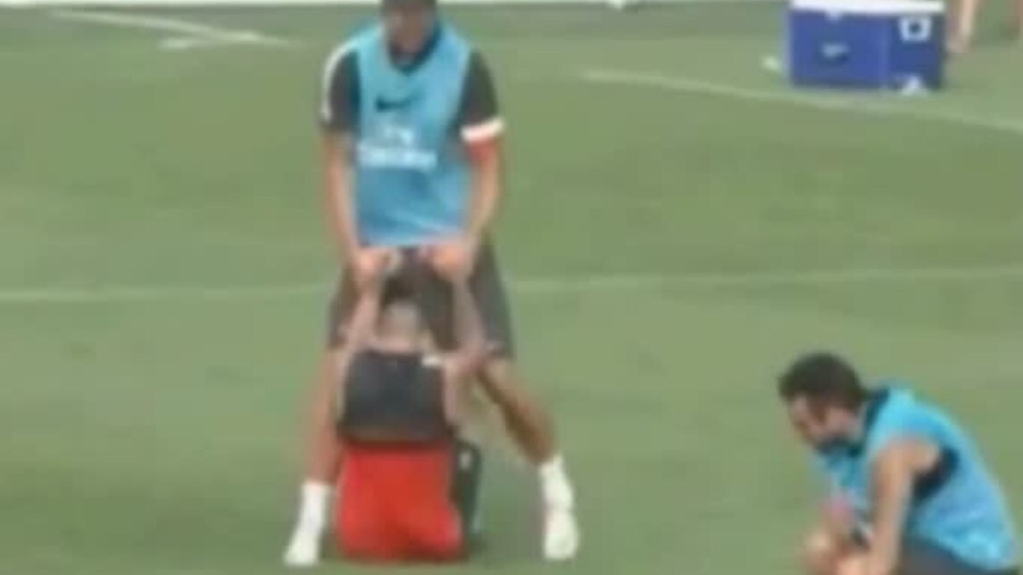 Dall'Inghilterra: Ibra rinnova con il Manchester