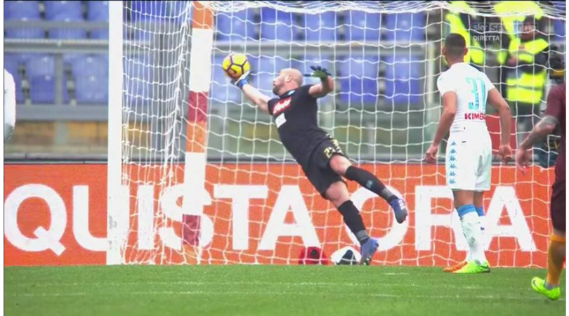 Roma-Napoli: la parata di Reina, il miracolo che ha salvato la partita